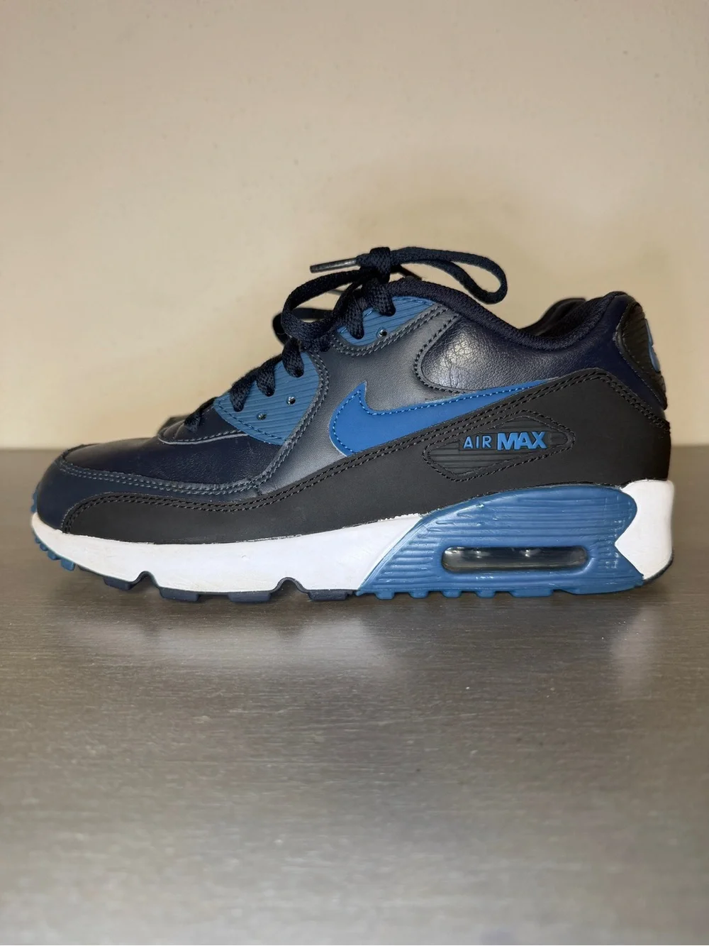 Nike Air Max 90 Leather Sneakers Youth 7Y 833412-402 Navy Blue